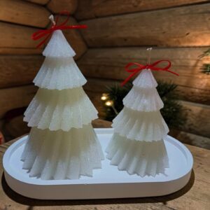 Árboles de navidad en vela