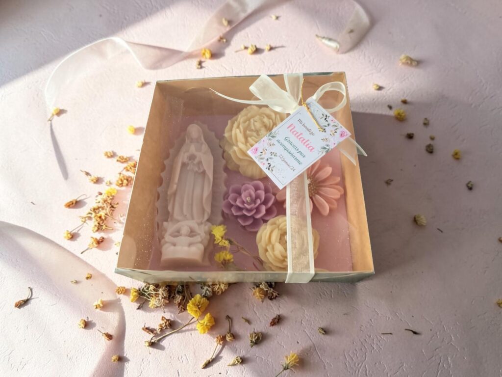 Caja de Velas con Virgen